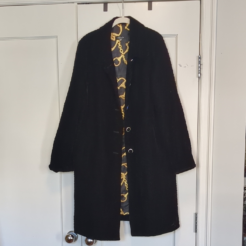 Women's Black velvet Coat with Decorative Chain-Print Lining Sz L